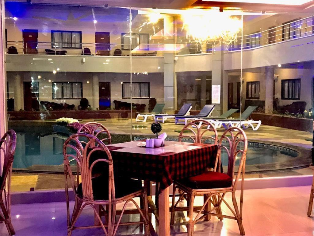 The Center Court Resort & Spa Варка Екстер'єр фото
